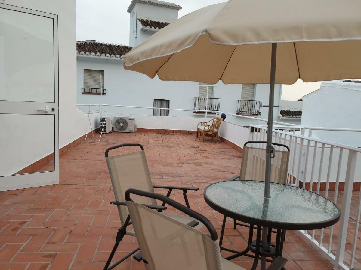 Apartamentos Alma Y Lola Фрихилиана Экстерьер фото