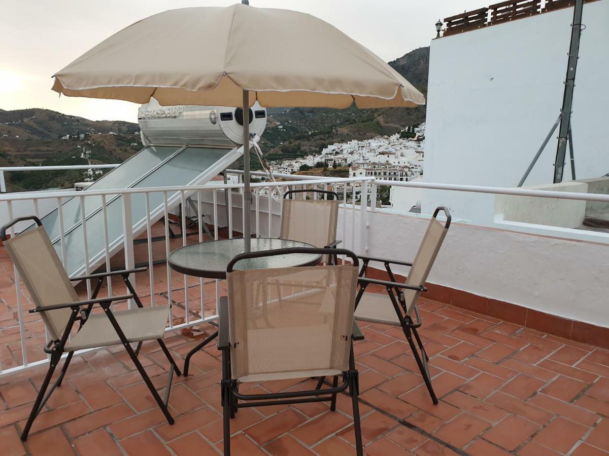 Apartamentos Alma Y Lola Фрихилиана Экстерьер фото